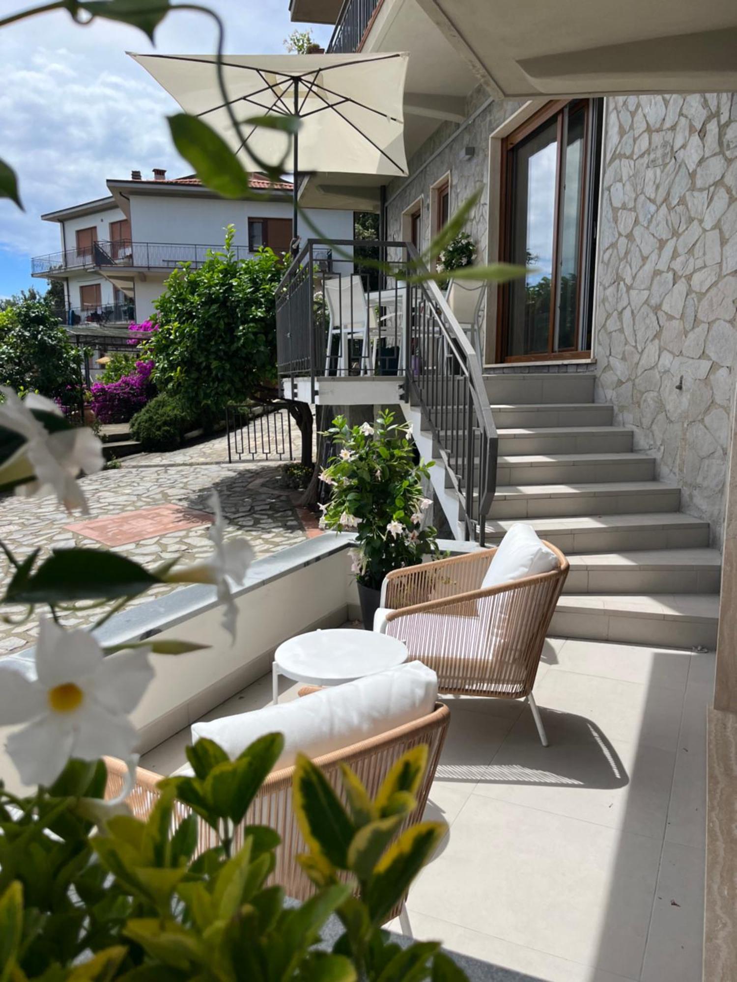Il Mare Blu Apartment Леричи Екстериор снимка