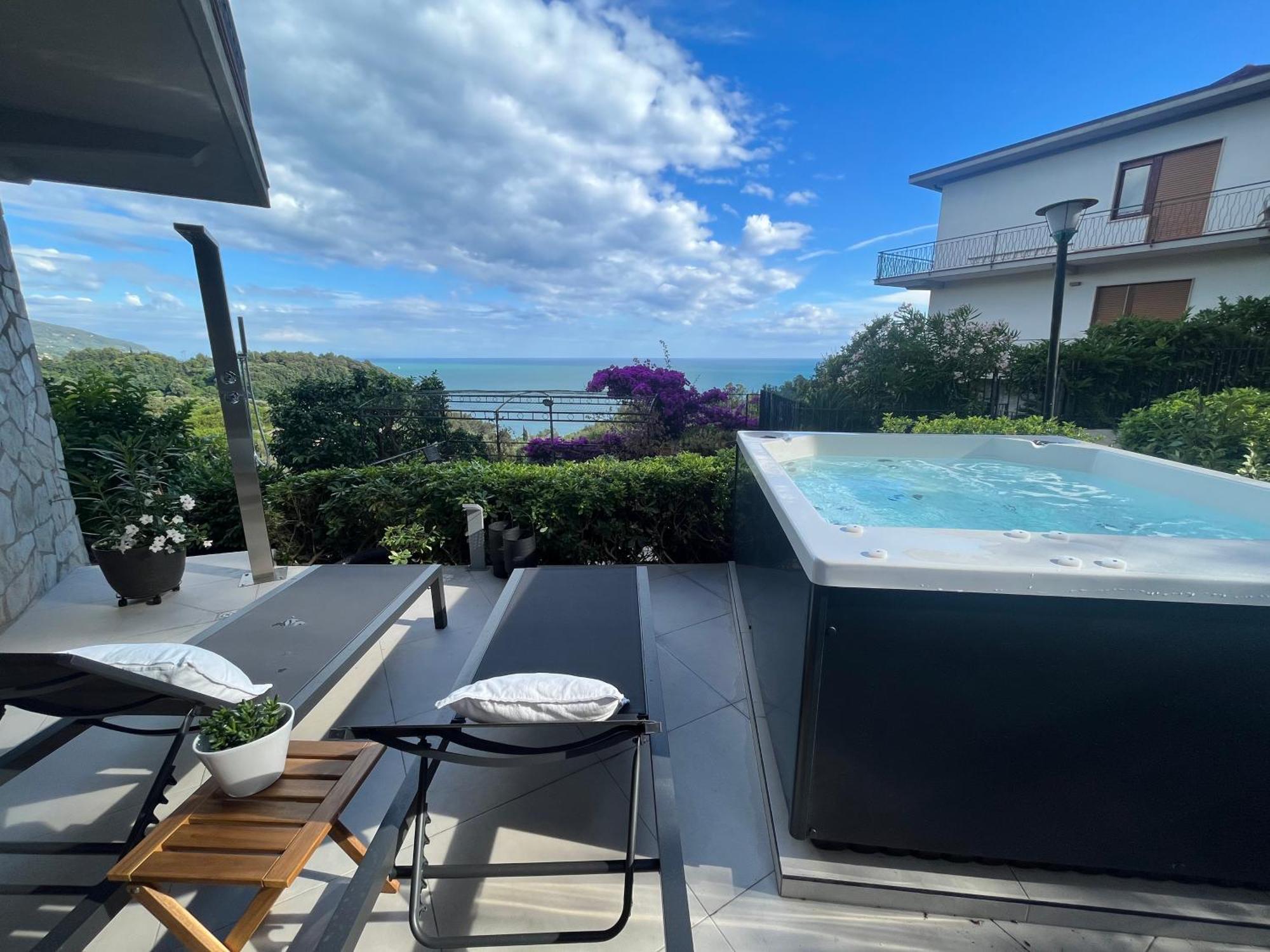 Il Mare Blu Apartment Леричи Екстериор снимка