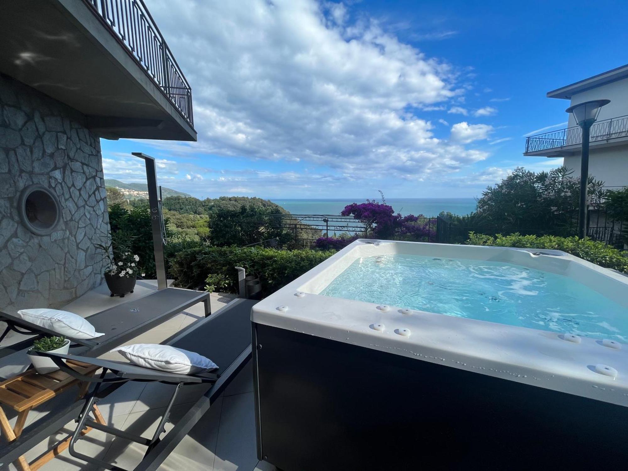 Il Mare Blu Apartment Леричи Екстериор снимка