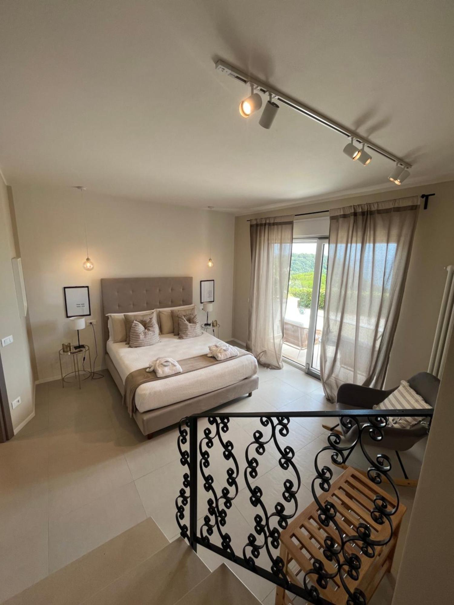 Il Mare Blu Apartment Леричи Екстериор снимка
