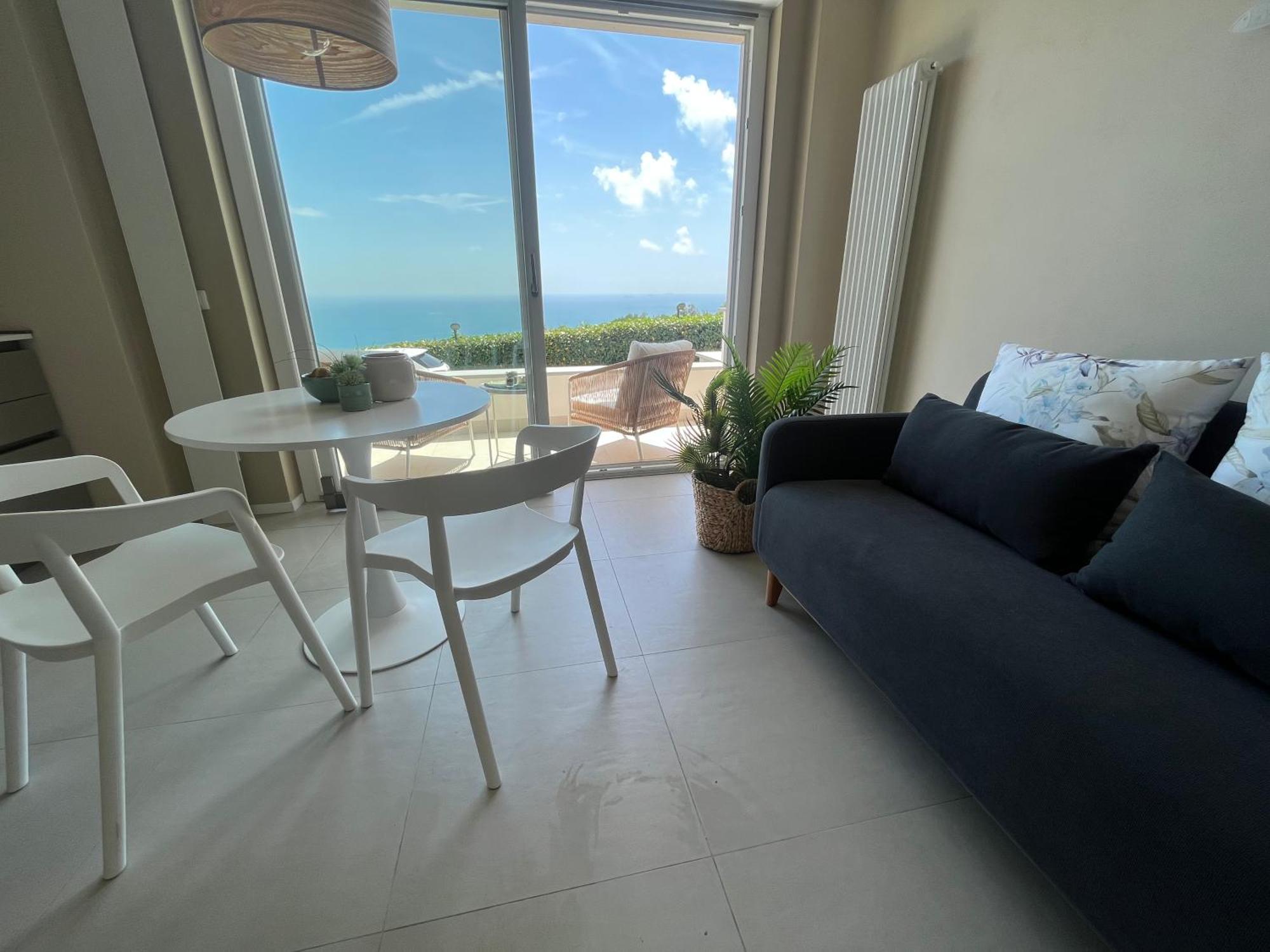 Il Mare Blu Apartment Леричи Екстериор снимка