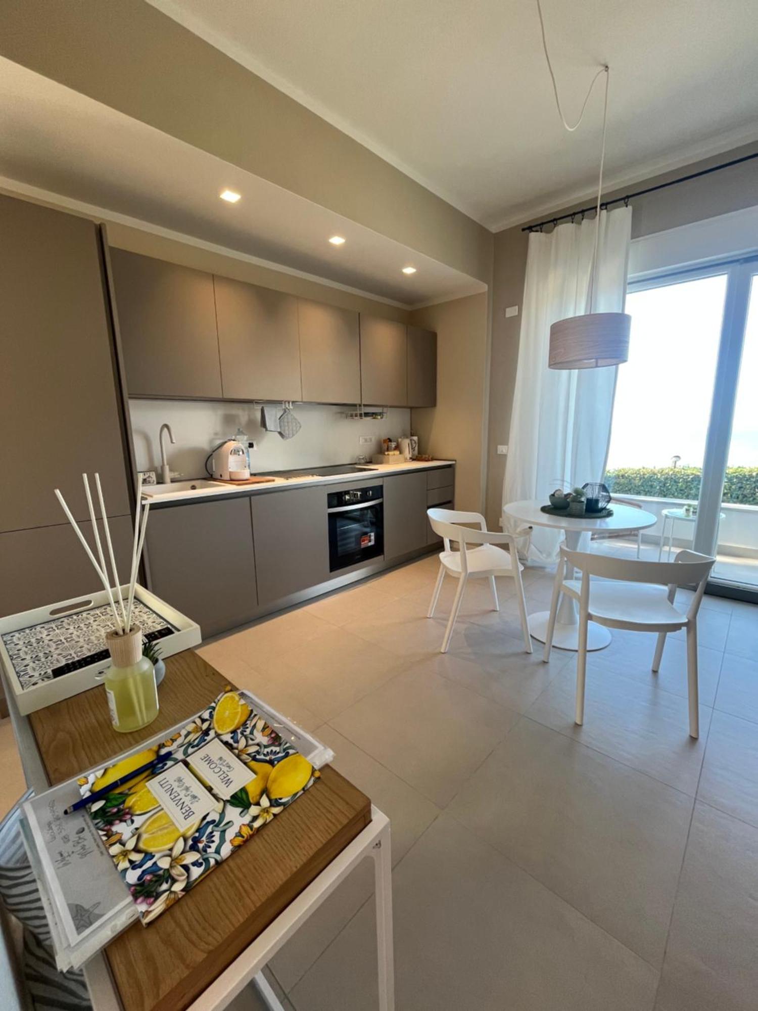 Il Mare Blu Apartment Леричи Екстериор снимка