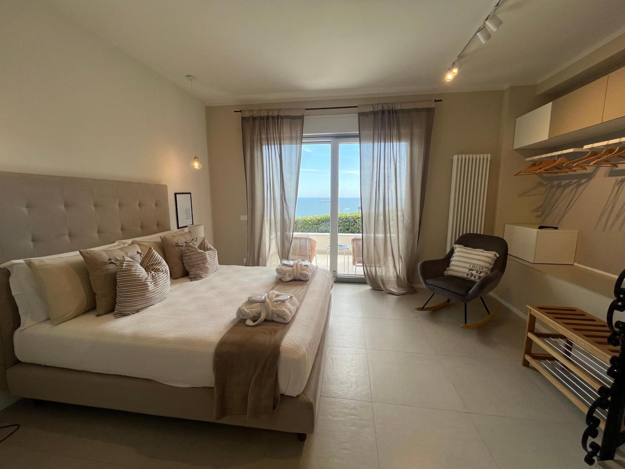 Il Mare Blu Apartment Леричи Екстериор снимка