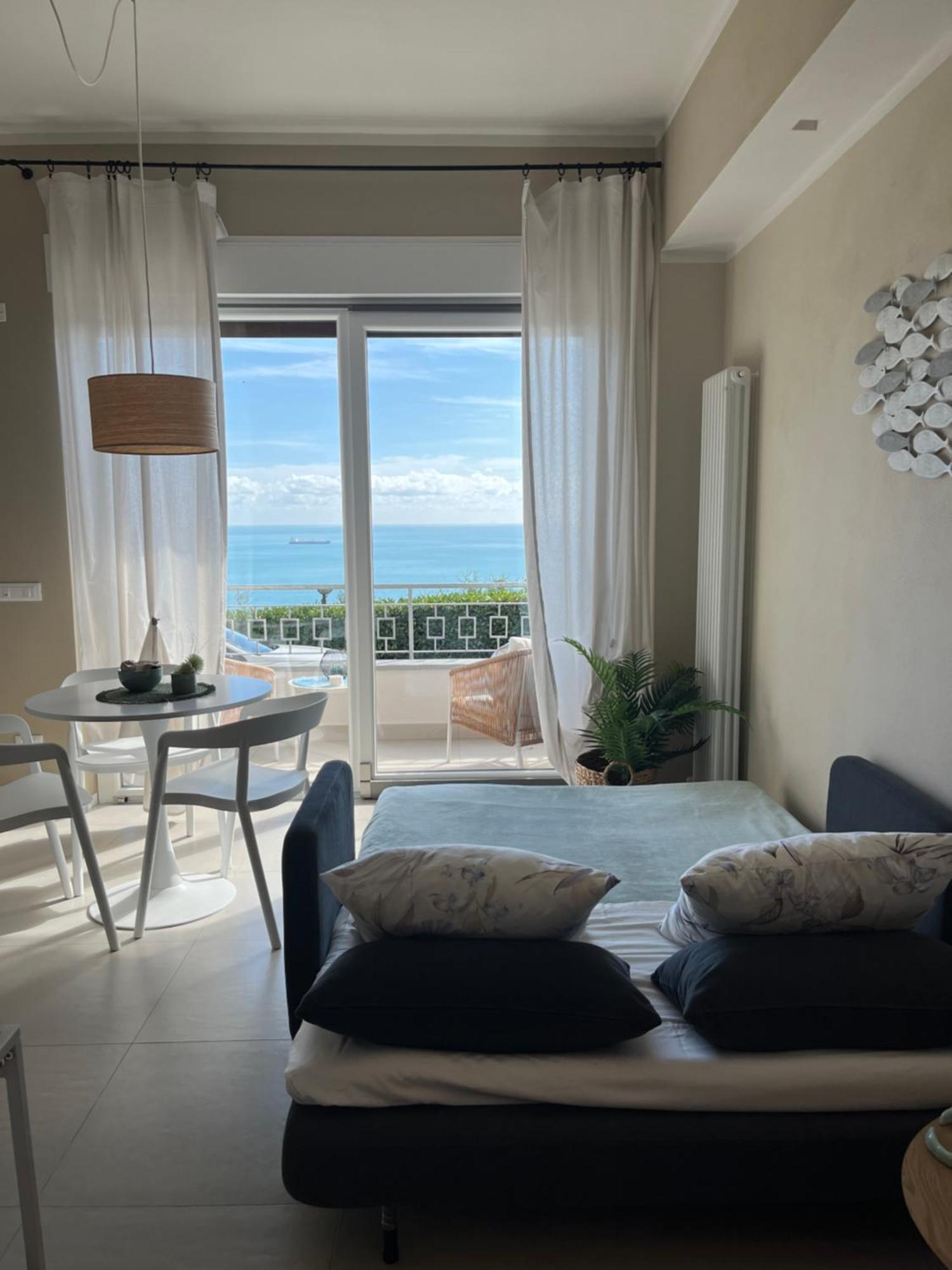 Il Mare Blu Apartment Леричи Екстериор снимка