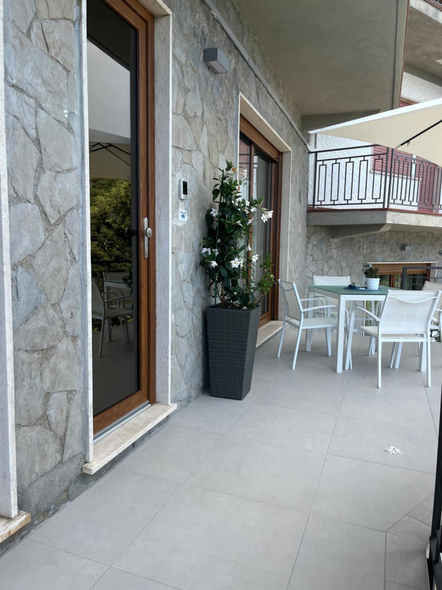Il Mare Blu Apartment Леричи Екстериор снимка